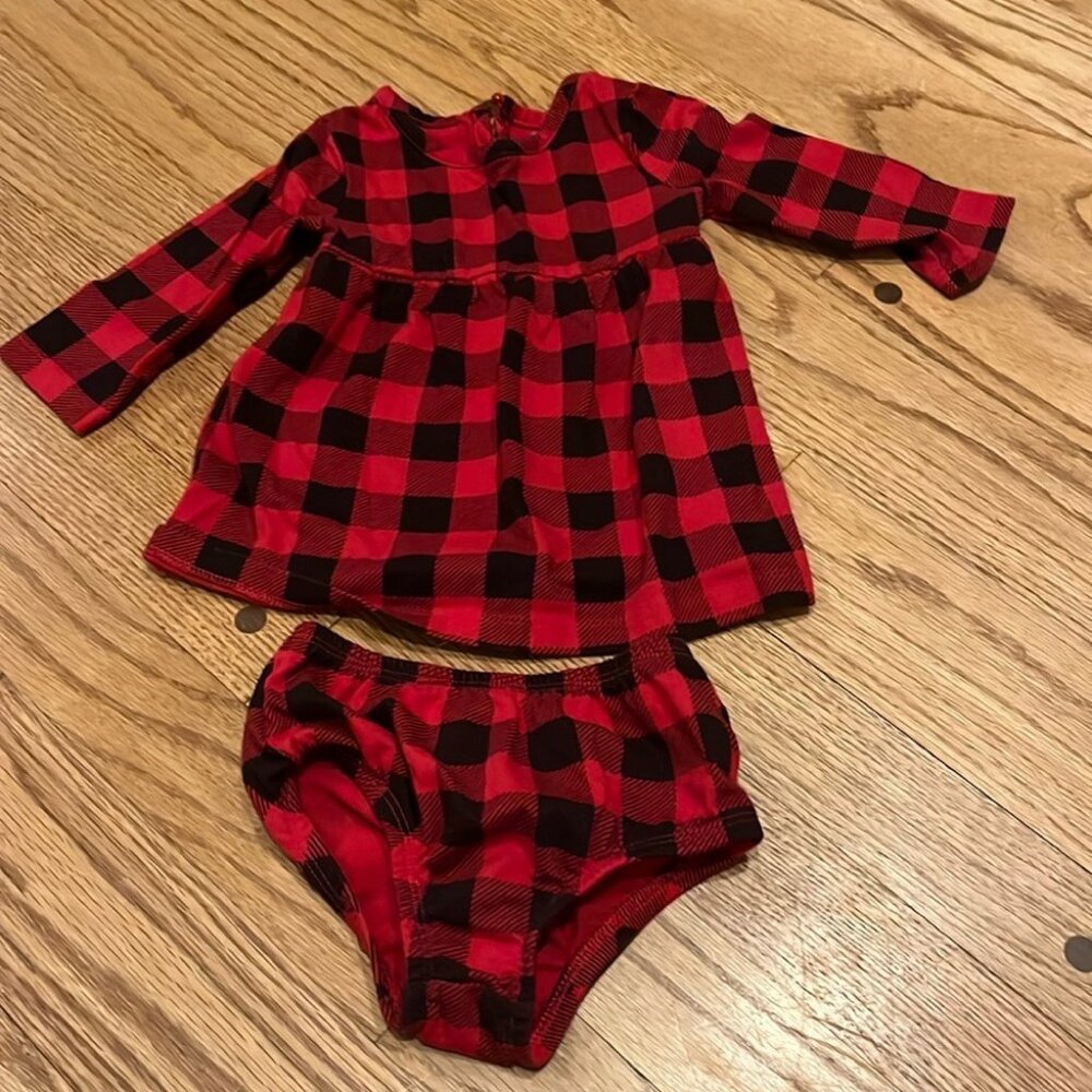 Holiday gingham set
